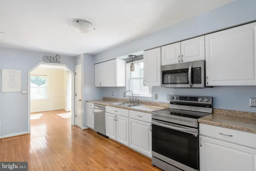 800 Shamrock Dr, Fredericksburg, VA 22407 - #2