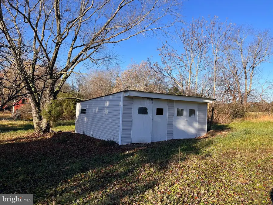 347 Forest Lane Rd, Fredericksburg, VA 22405 - #2