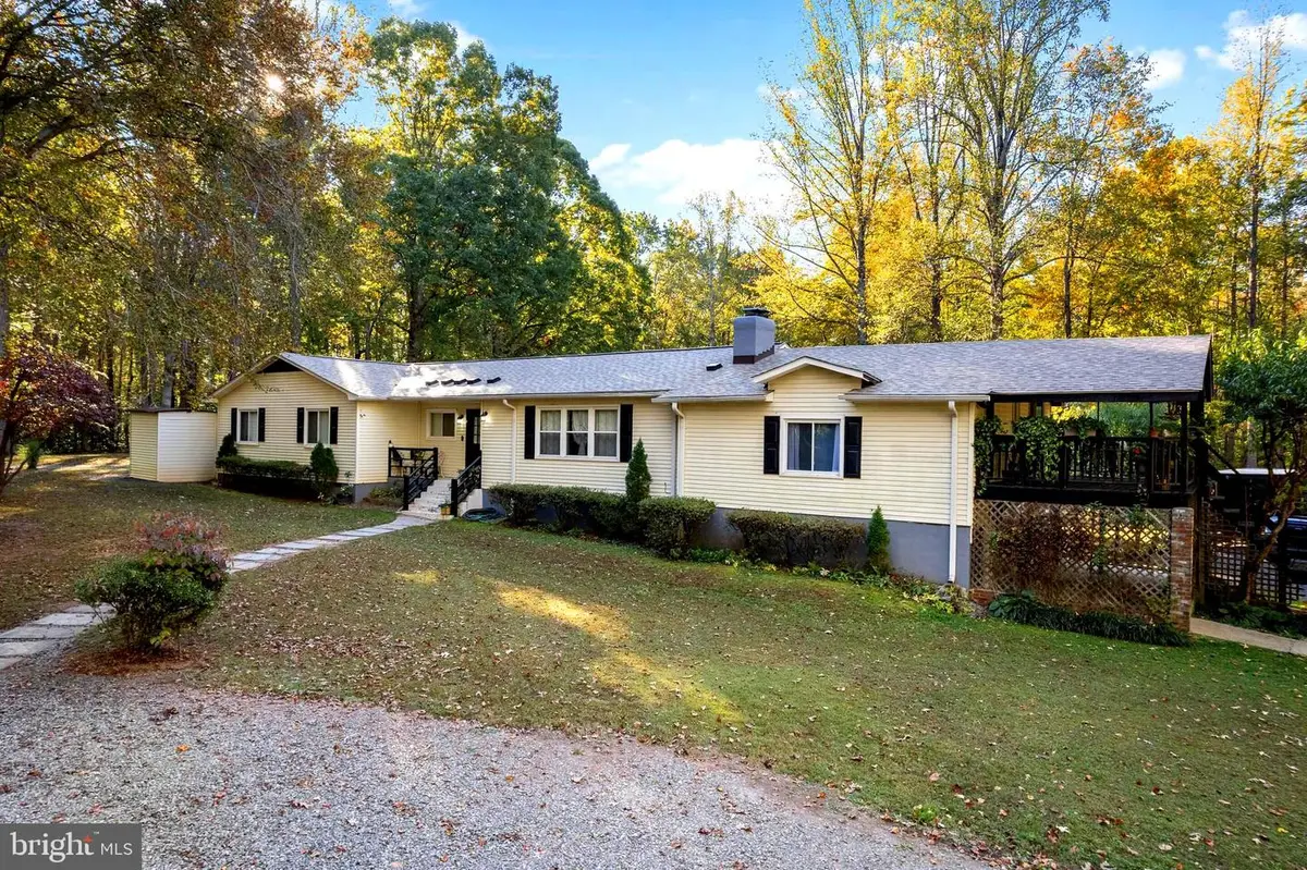 141 Meadows Rd, Fredericksburg, VA 22406 - Image #1