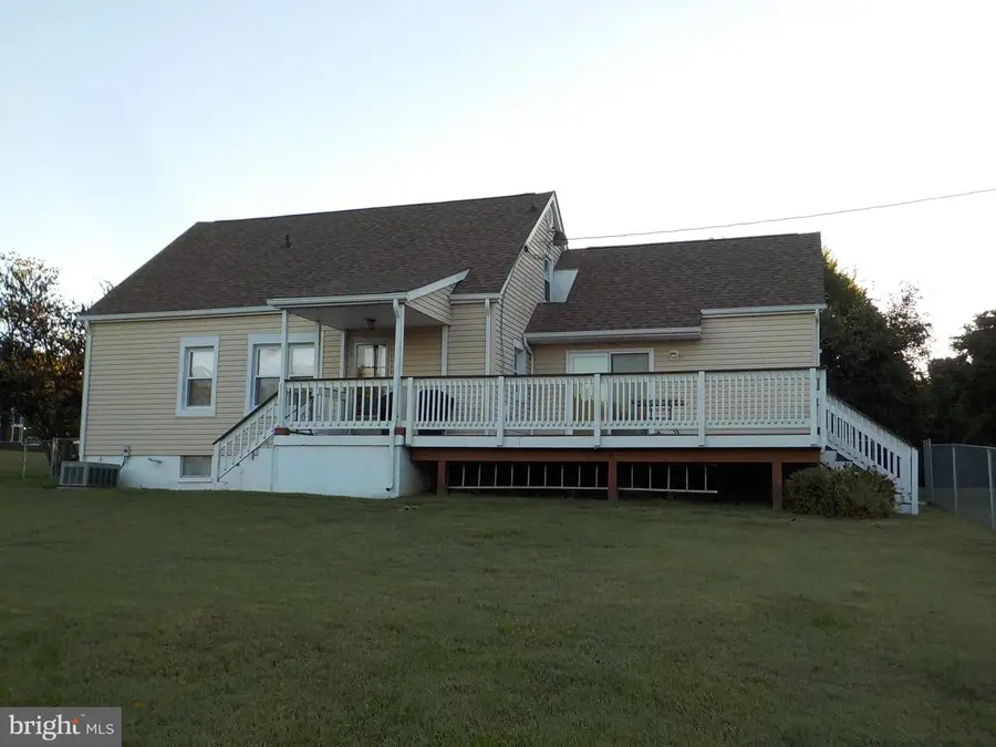 29 Leeland Rd, Fredericksburg, VA 22405 - Image #2