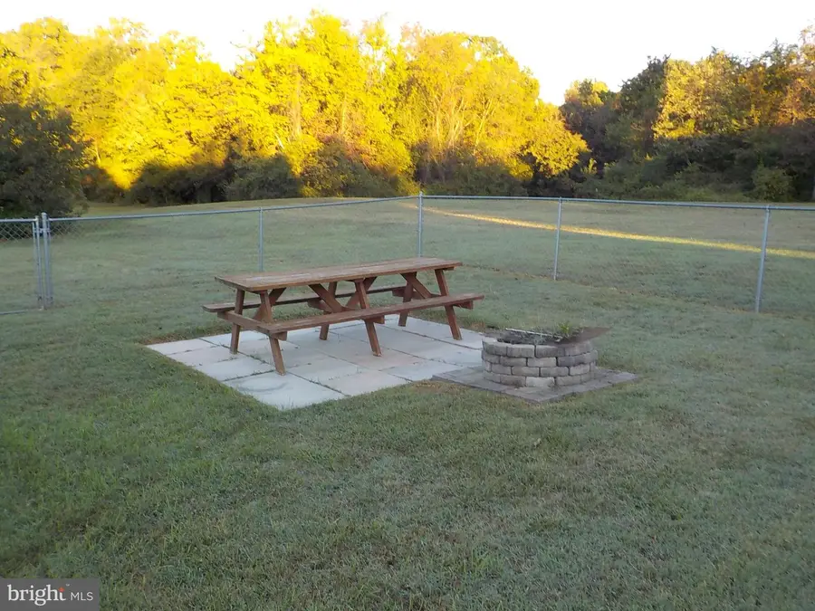 29 Leeland Rd, Fredericksburg, VA 22405 - Image #3