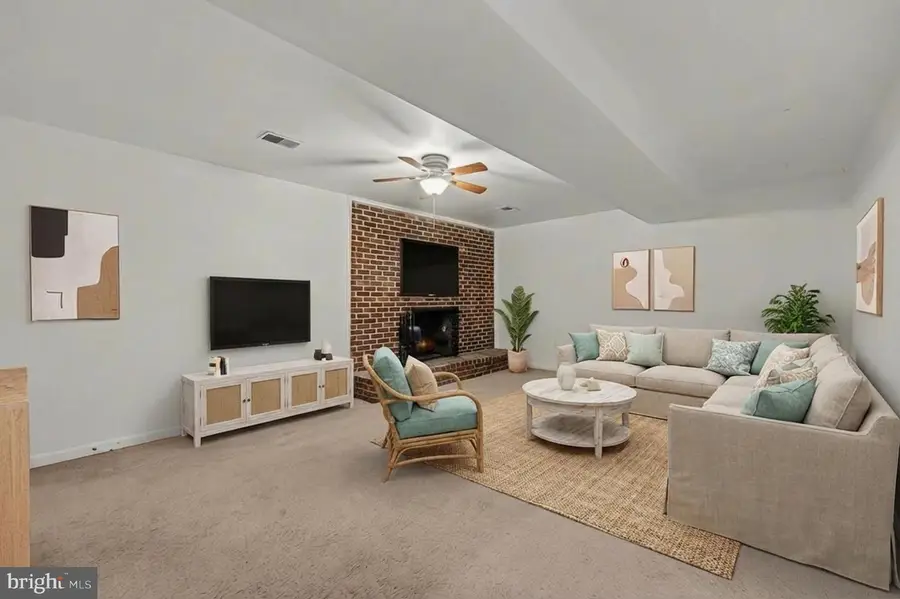 2108 Aquia Dr, Stafford, VA 22554 - #3