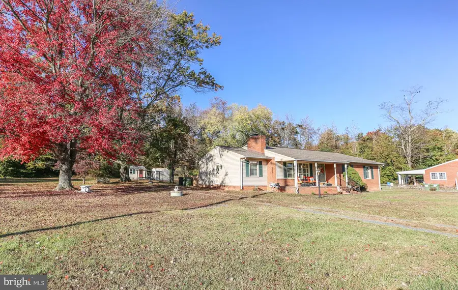 148 Sanford Dr, Fredericksburg, VA 22406 - Image #3