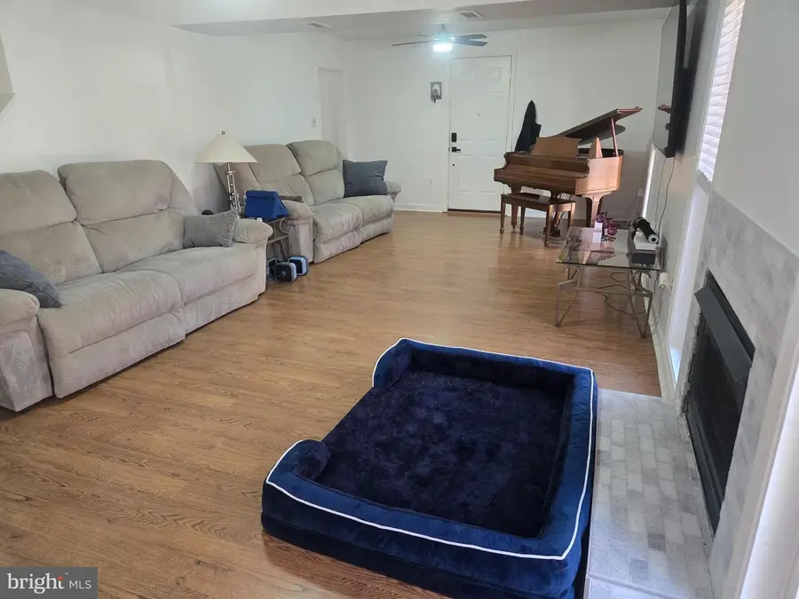 45 Moorwood Dr, Fredericksburg, VA 22406 - Image #2