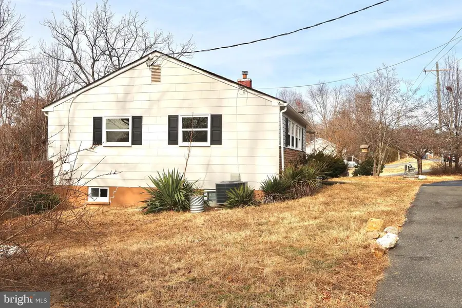 147 Deacon Rd, Fredericksburg, VA 22405 - Image #2