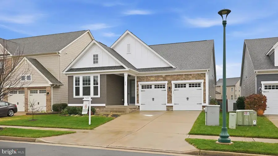 208 Coneflower Ln, Stafford, VA 22554 - Image #2