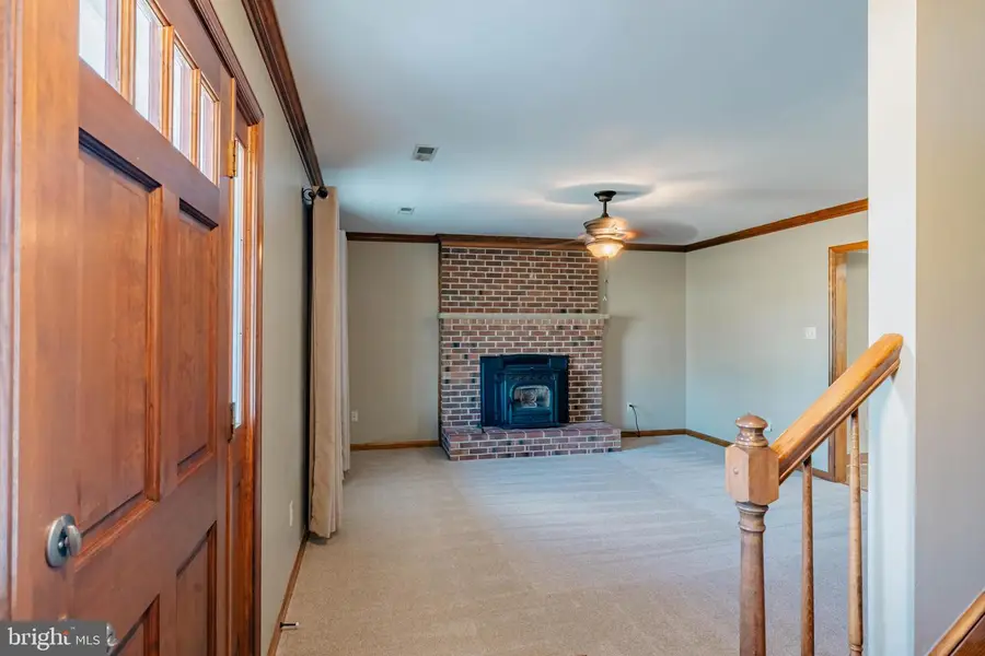 6 Little Creek Ln, Fredericksburg, VA 22405 - Image #3