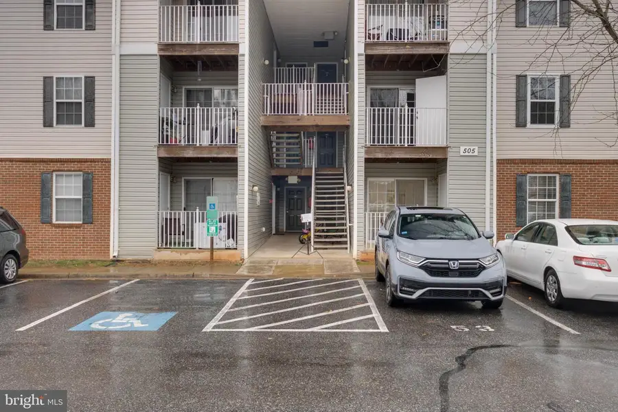 505 Garrison Woods Dr #124, Stafford, VA 22556 - Image #2