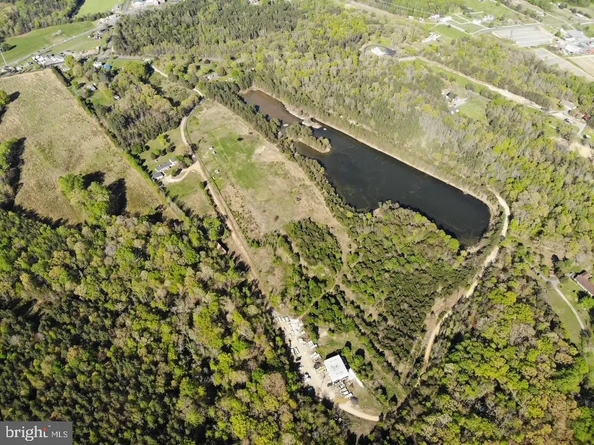 125 Perry Winkle Ln, Fredericksburg, VA 22405 - #1