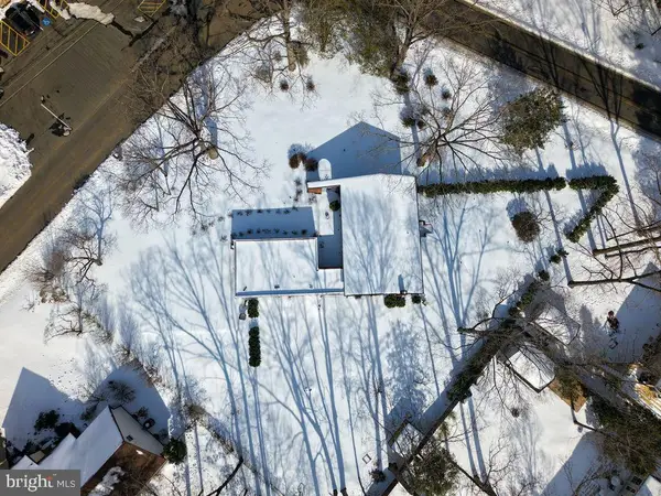 1035 Aquia Dr, STAFFORD, VA 22554