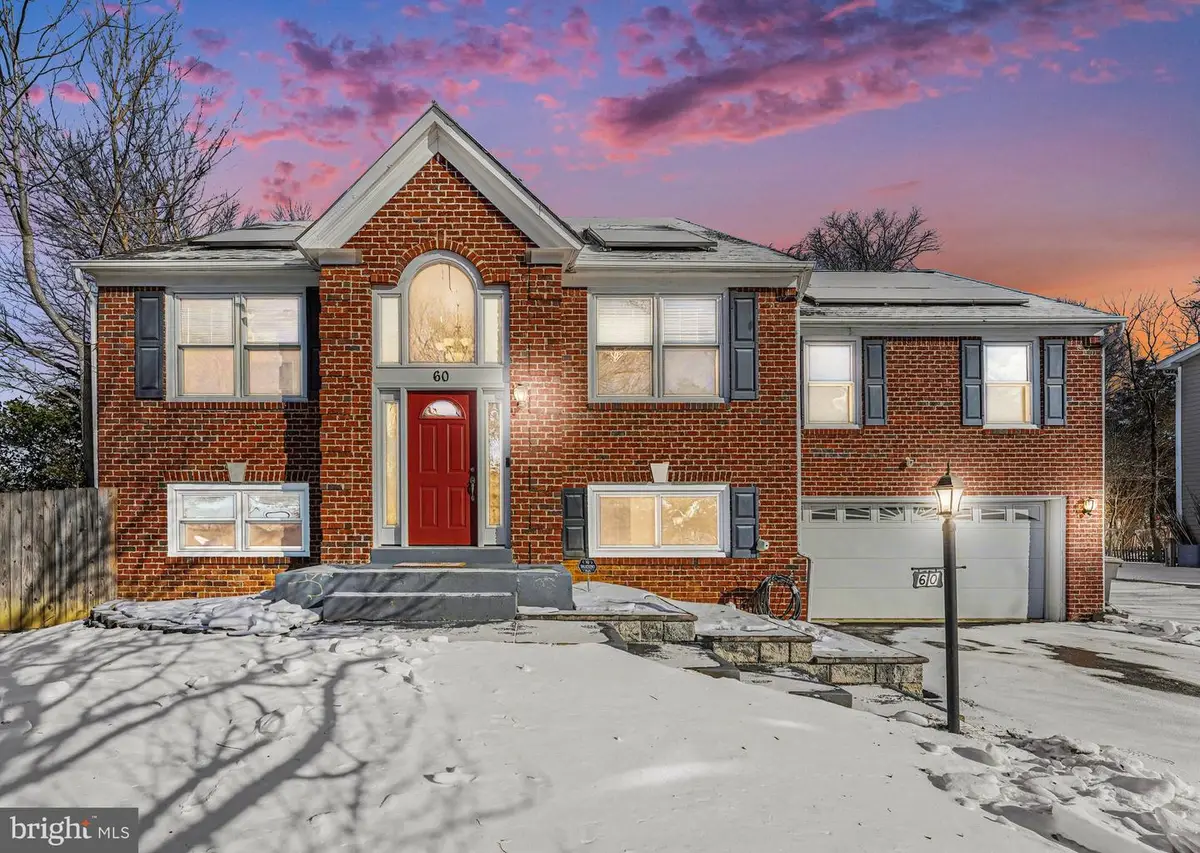 60 Dawson Dr, Fredericksburg, VA 22405 - #1