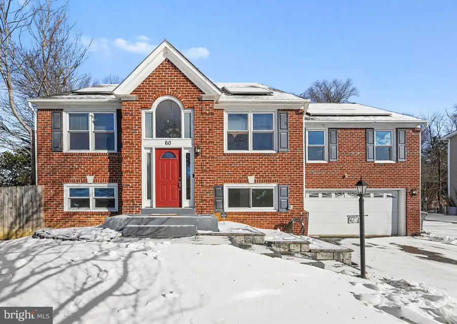 60 Dawson Dr, Fredericksburg, VA 22405 - #2