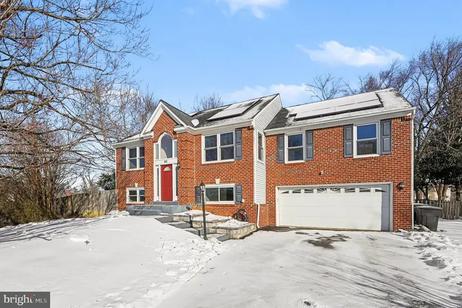 60 Dawson Dr, Fredericksburg, VA 22405 - #3