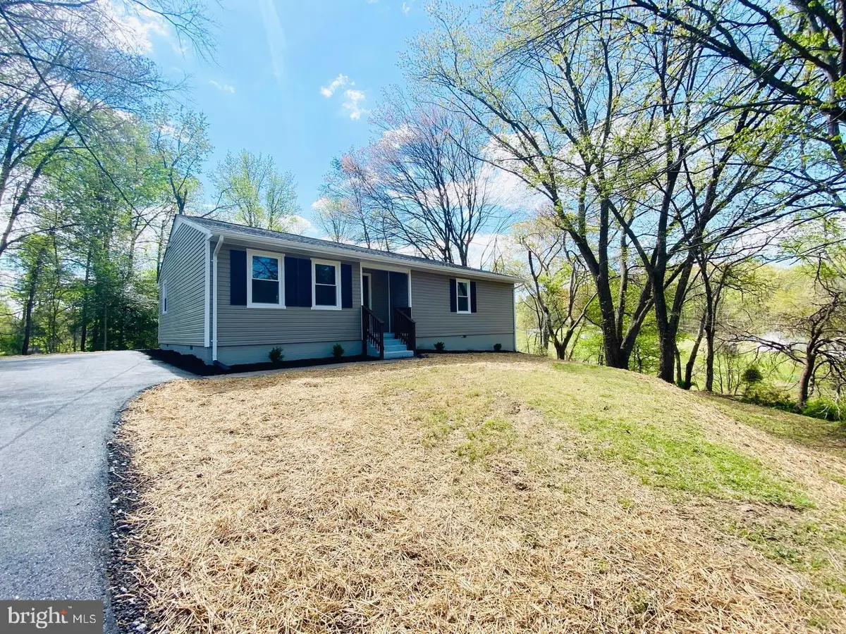 911 Walnut Dr, Fredericksburg, VA 22405 - Image #1