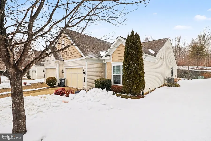 257 Long Point Dr, Fredericksburg, VA 22406 - #3