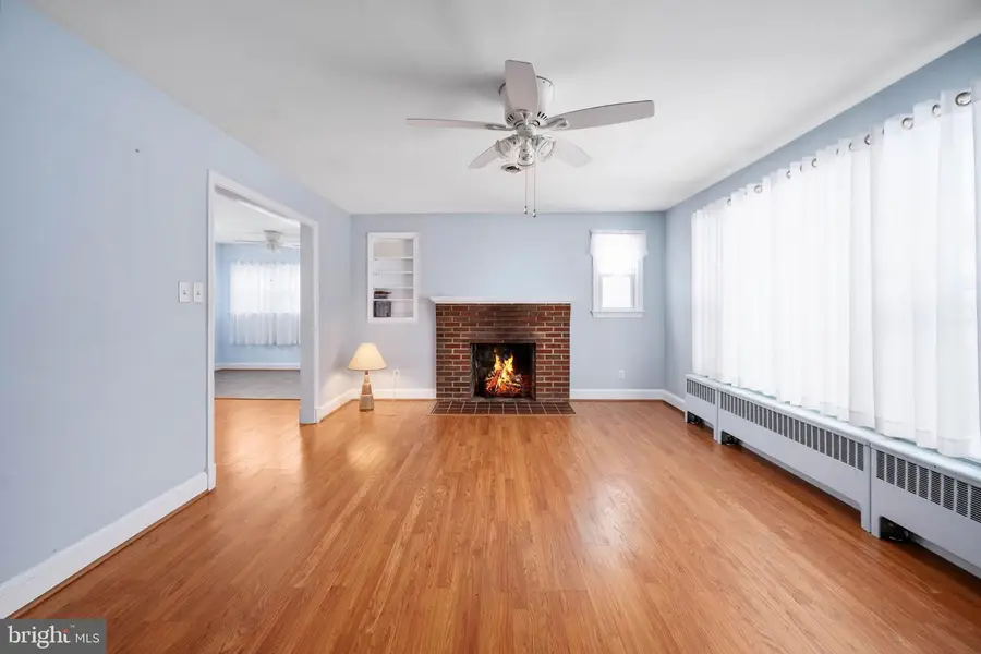 23 Wakefield Ave, Fredericksburg, VA 22405 - #3