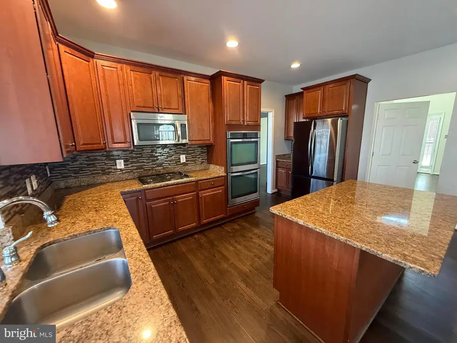 950 Grouse Pointe Dr, Stafford, VA 22556 - #3