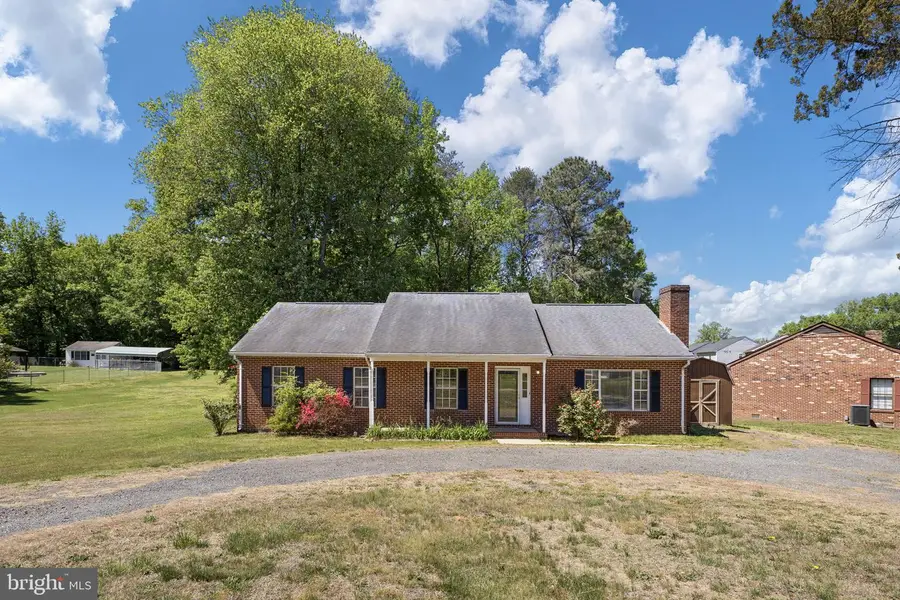 4 Swan Dr, Fredericksburg, VA 22405 - #3