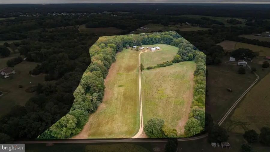 19 Berry Hill Ln, Fredericksburg, VA 22405 - #2