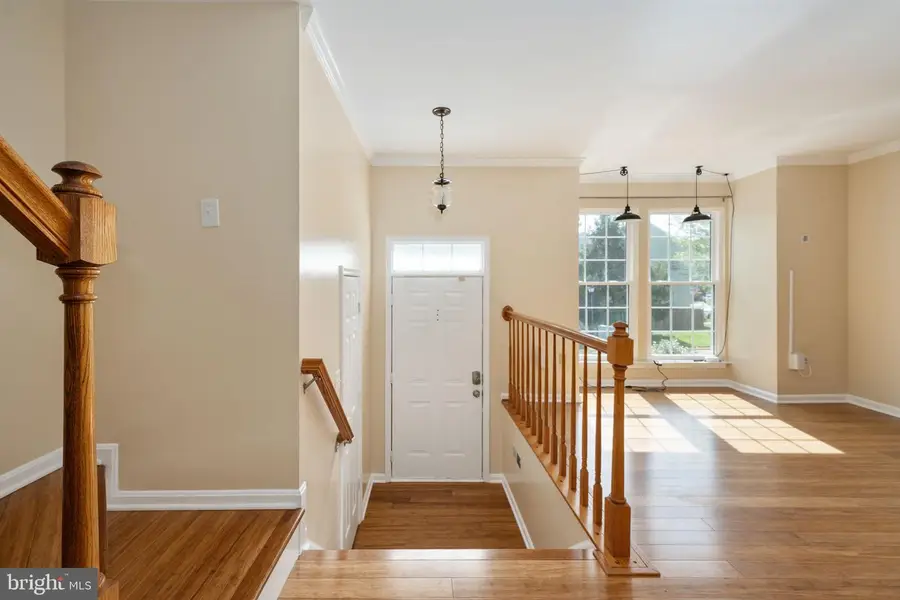 207 Knollwood Ct, Stafford, VA 22554 - #3