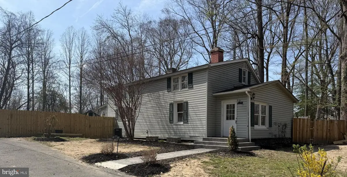 94 Woodstock Ln, Stafford, VA 22554 - #1