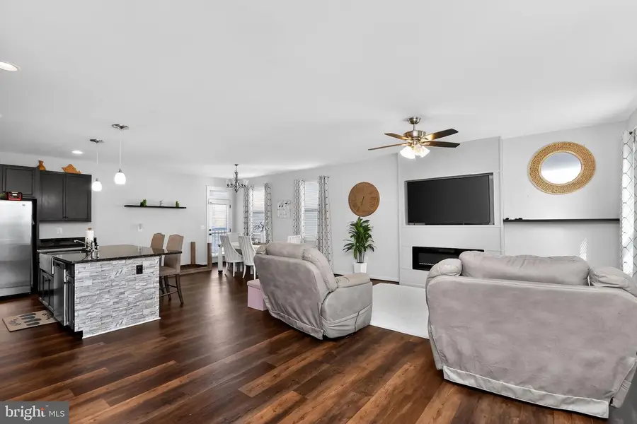 404 Coastal Ave, Stafford, VA 22554 - #3