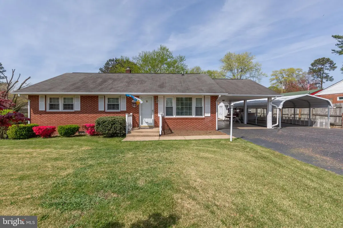 605 Culpeper St, Fredericksburg, VA 22405 - #1