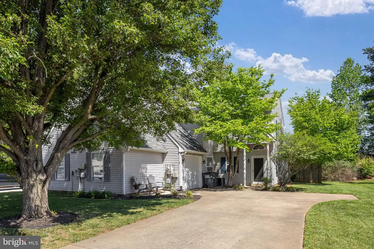 6 Regency Dr, Stafford, VA 22554 - #1