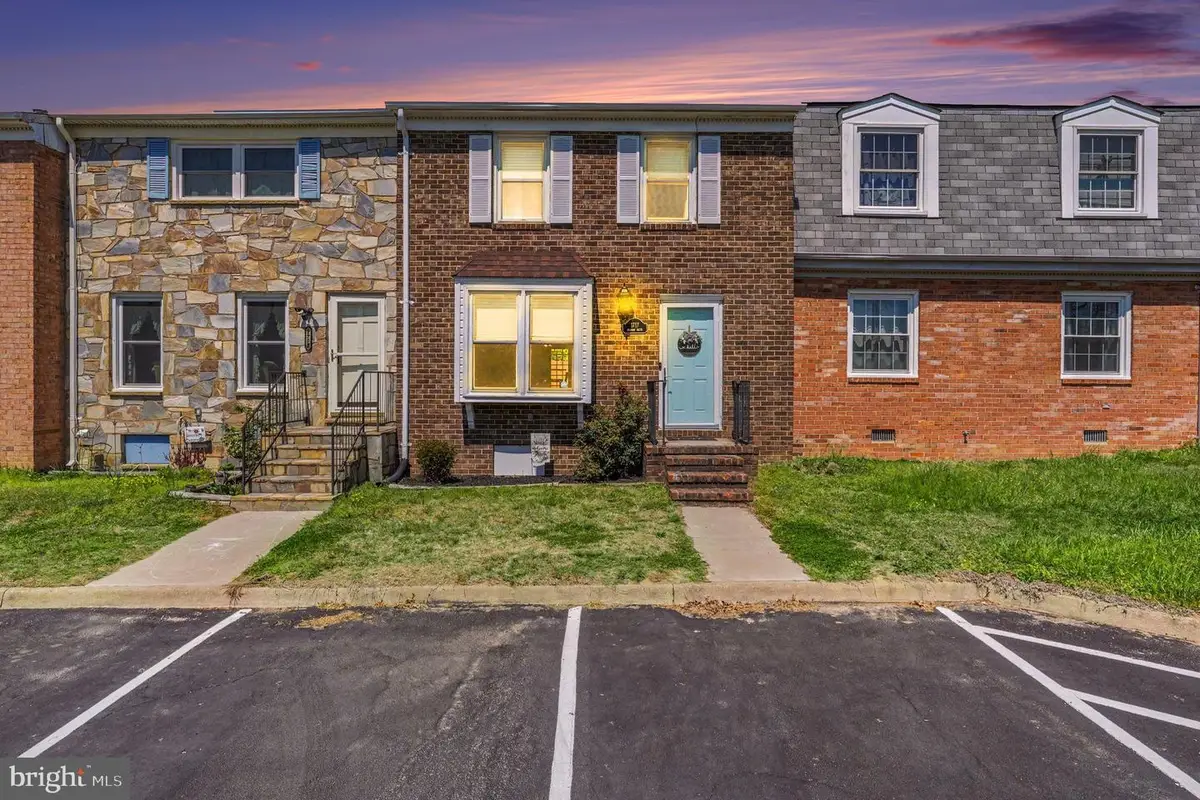 1717 Meadow Dr, Fredericksburg, VA 22405 - #1