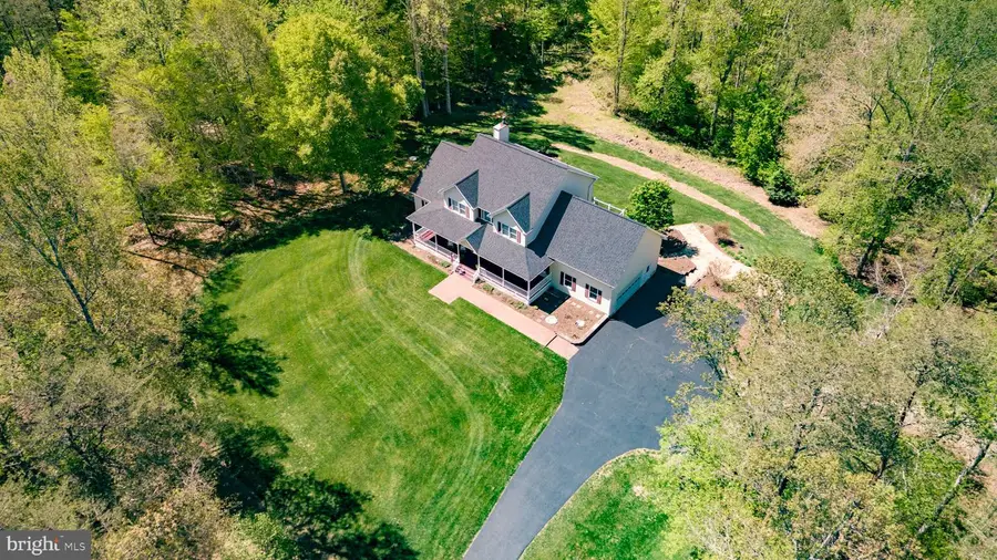 839 Queen Anne Dr, Fredericksburg, VA 22406 - #2