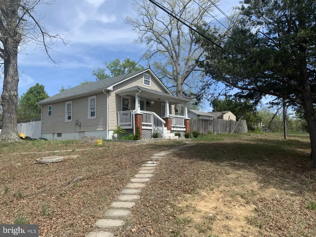 591 White Oak Rd, Fredericksburg, VA 22405 - #1