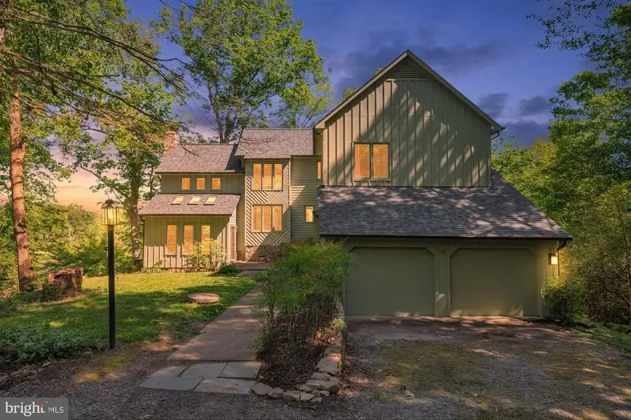 379 Wood Landing Rd, Fredericksburg, VA 22405 - #2