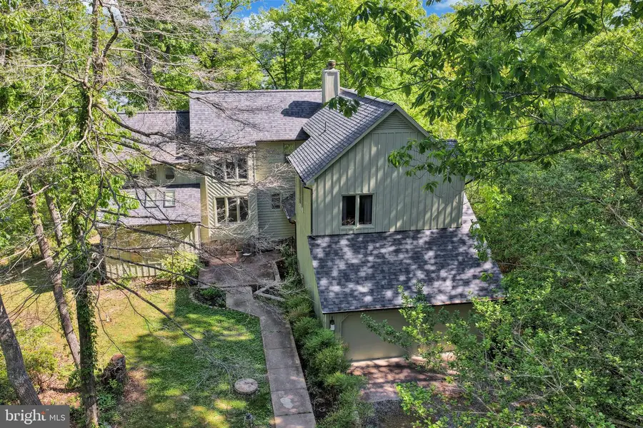 379 Wood Landing Rd, Fredericksburg, VA 22405 - #3