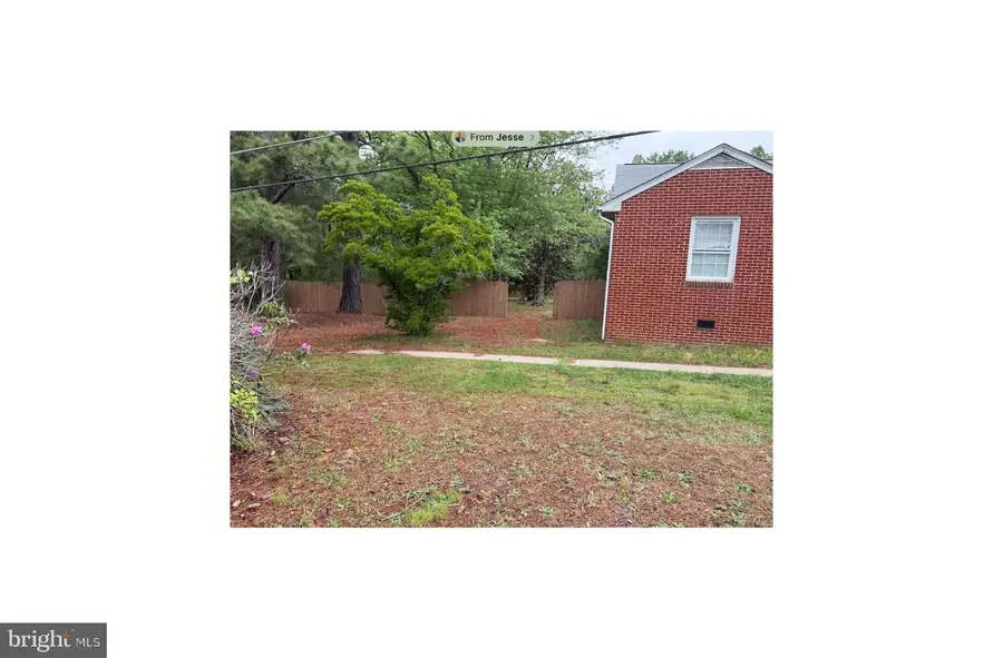 130 Sanford Dr, Fredericksburg, VA 22406 - #2