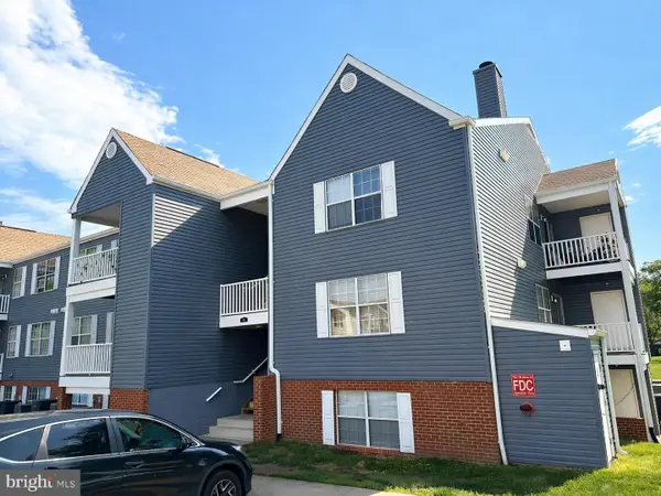 202 Dover Pl #202, STAFFORD, VA 22556