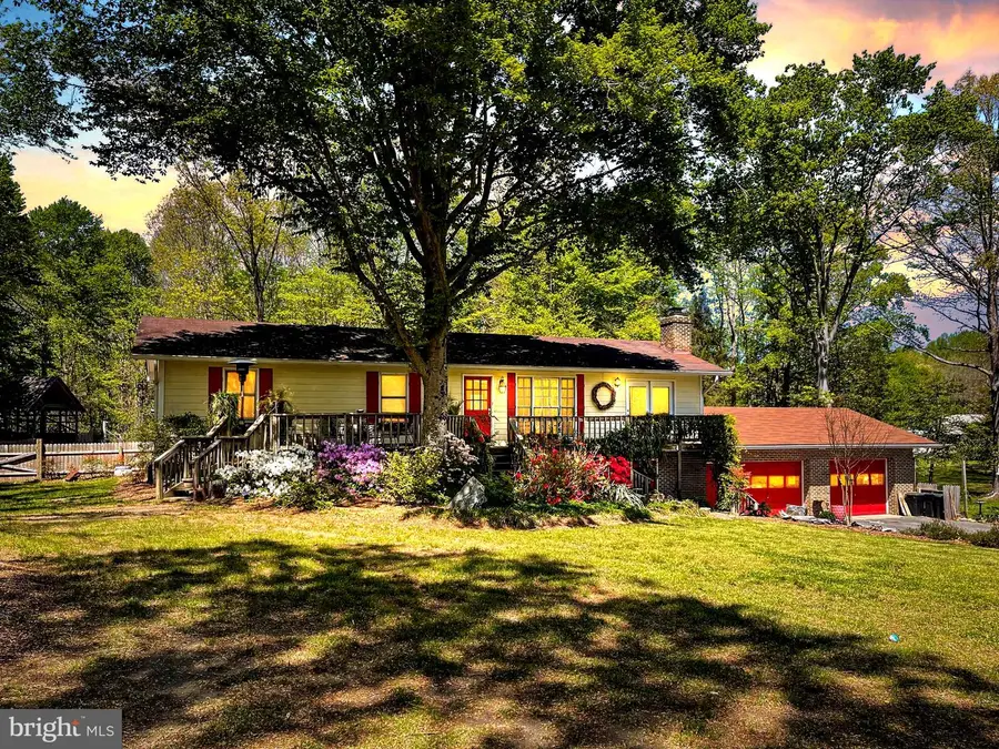 41 Wood Landing Rd, Fredericksburg, VA 22405 - #2