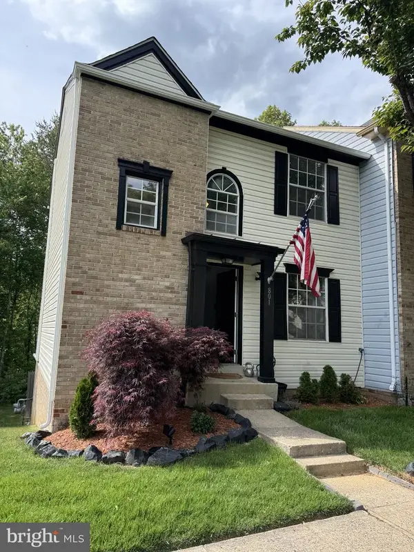 801 Wind Ridge Dr, STAFFORD, VA 22554
