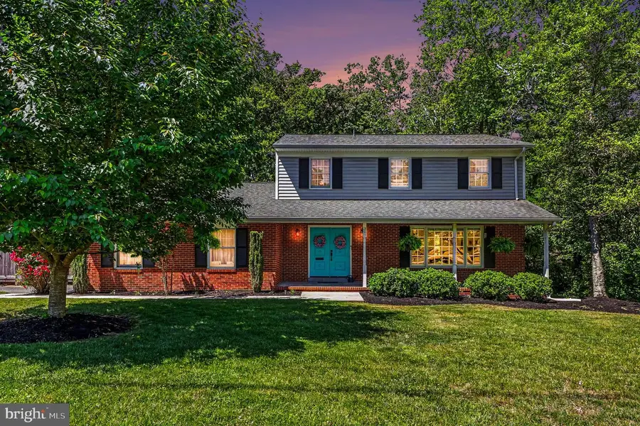301 Greenwood Dr, Fredericksburg, VA 22405 - #2