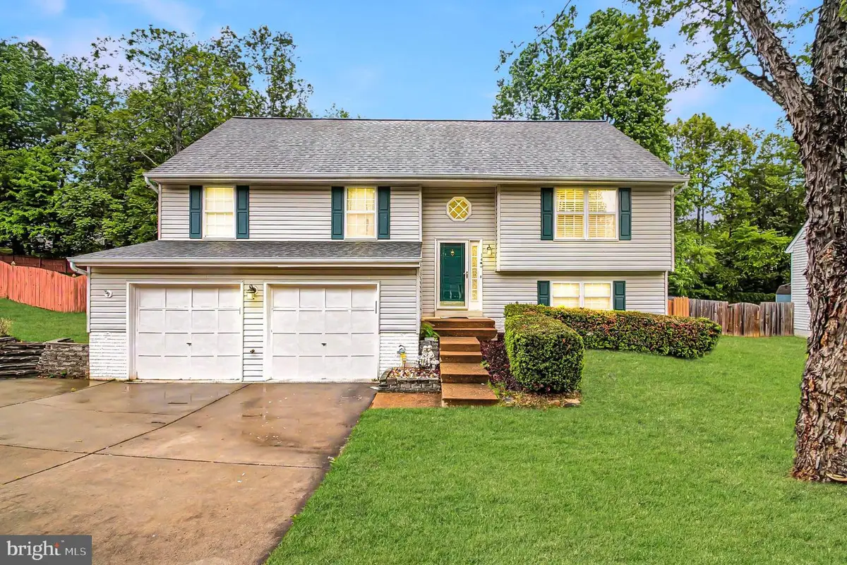 14 Myrtle Rd, Fredericksburg, VA 22405 - #1
