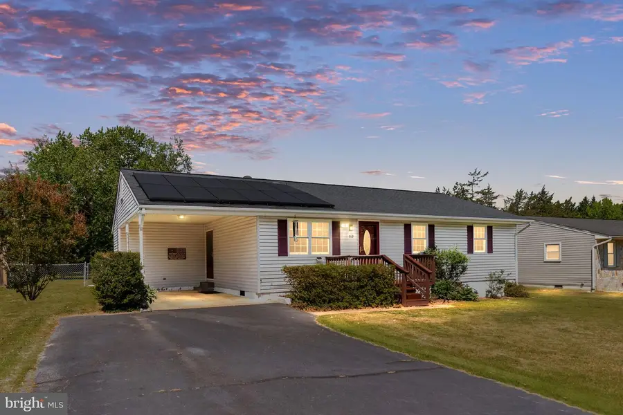 919 Eastern View Dr, Fredericksburg, VA 22405 - #2