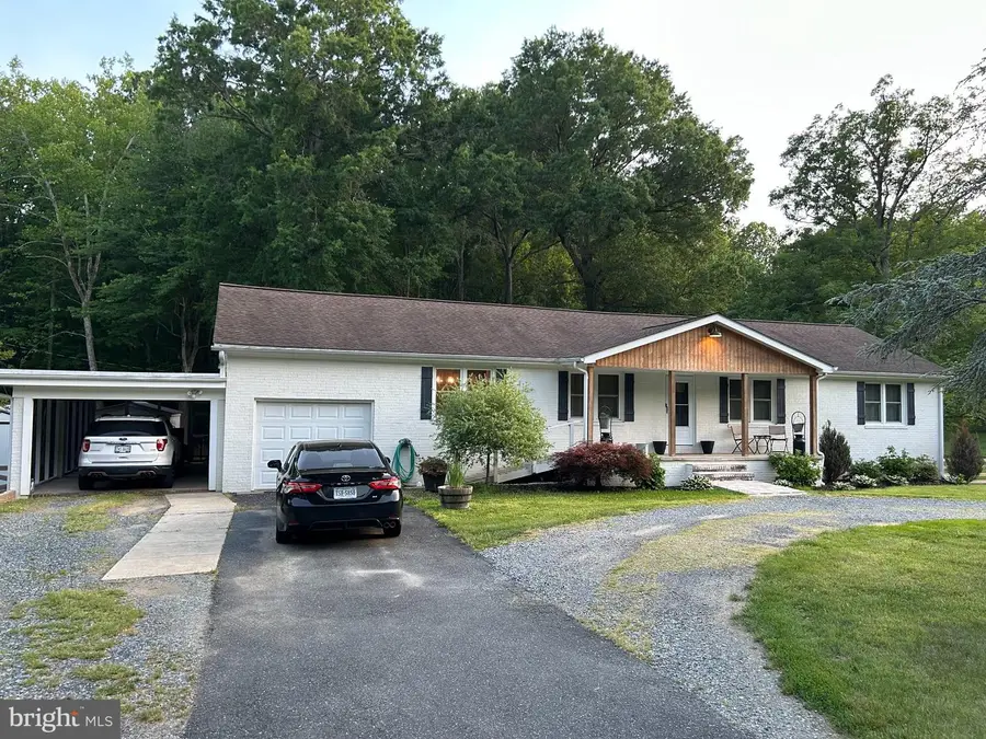2237 Mountain View Rd, Stafford, VA 22556 - #2