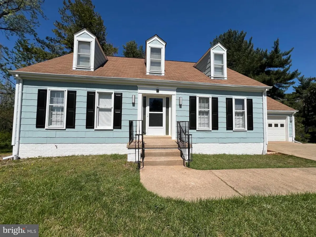 5 Wall St, Fredericksburg, VA 22405 - #1