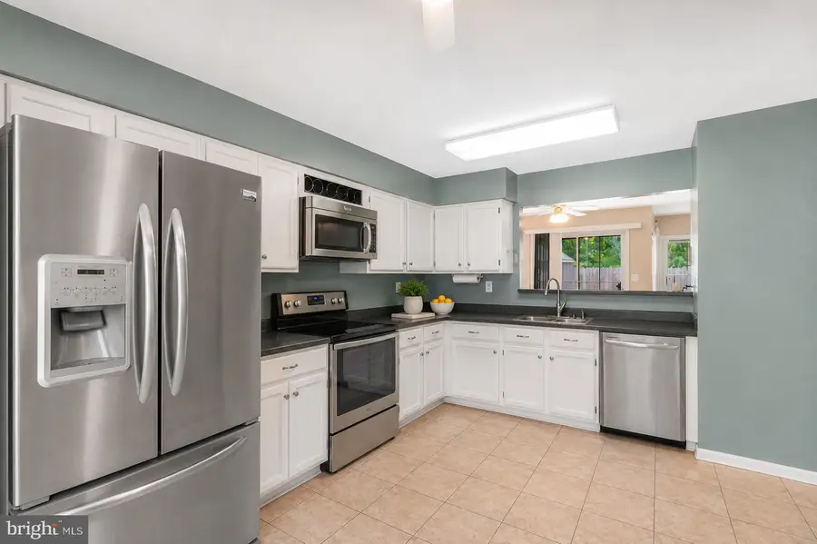 410 Wind Ridge Dr, Stafford, VA 22554 - #3