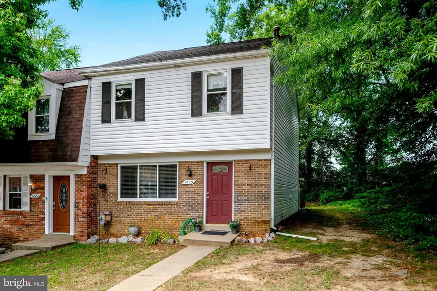 1229 Thomas Jefferson Pl, Fredericksburg, VA 22405 - #2