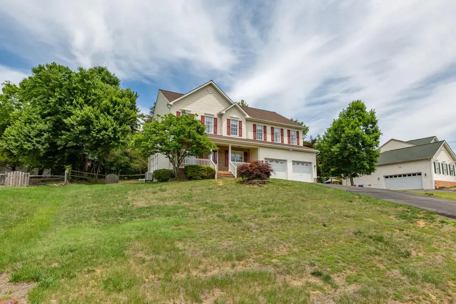 11 Feldspar Way, Fredericksburg, VA 22405 - #2