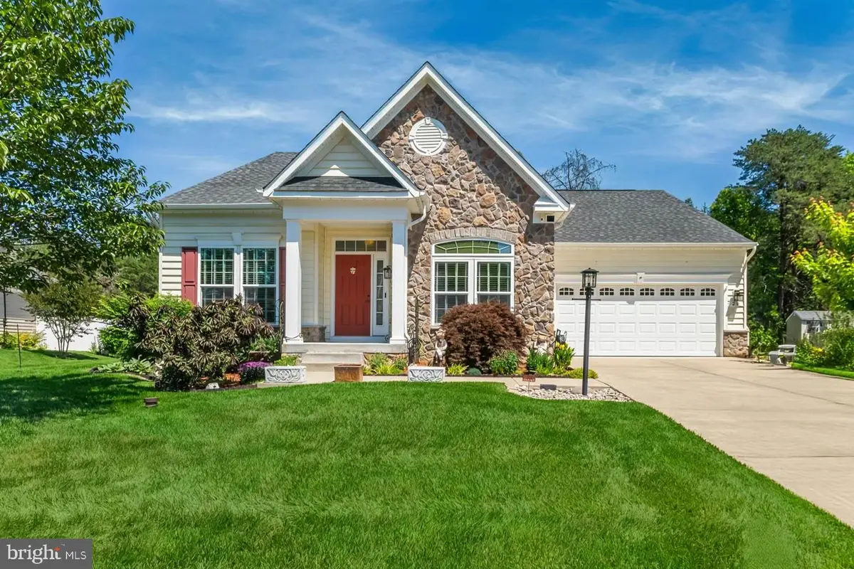 26 Liberty Knolls Dr, Stafford, VA 22554 - #1