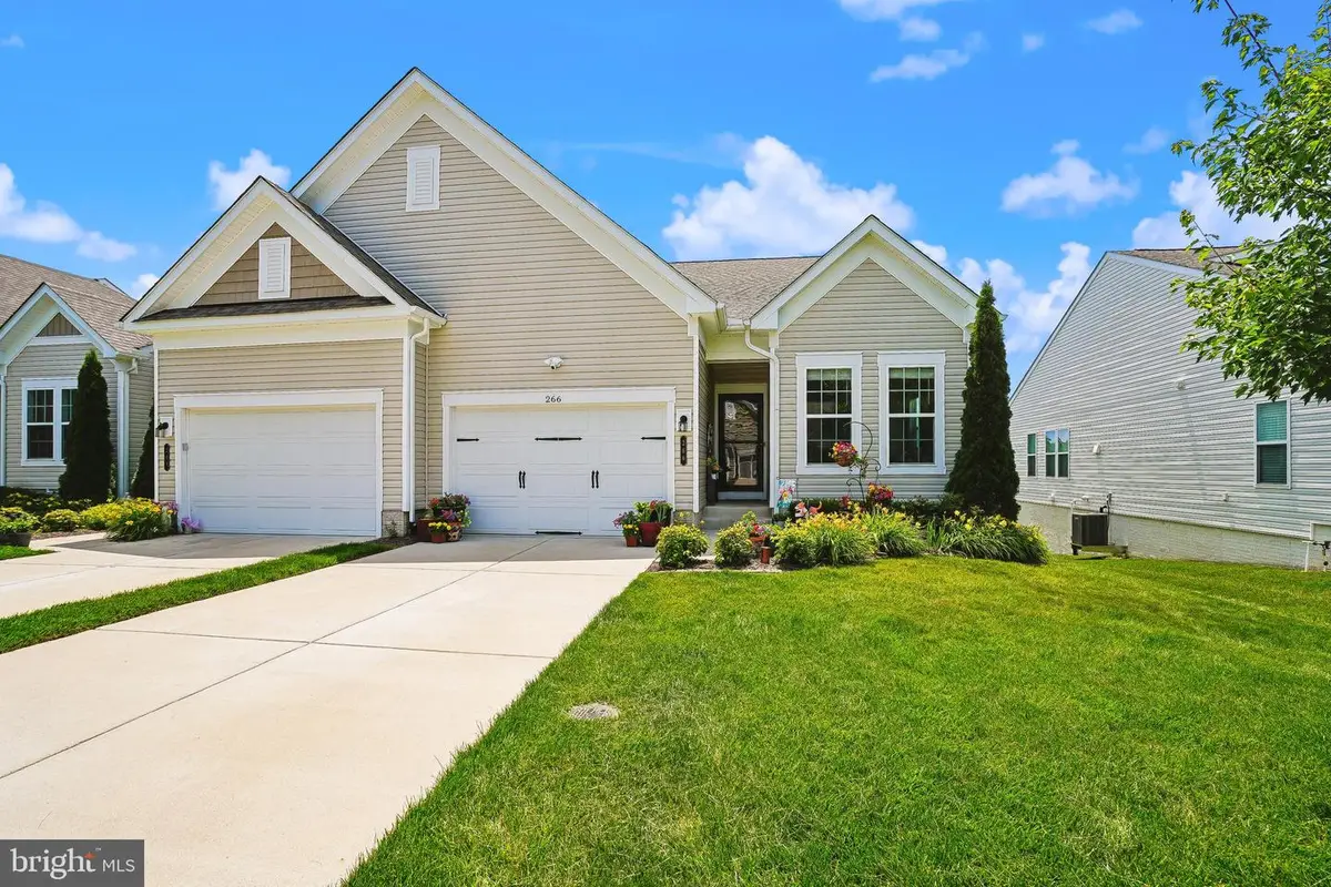 266 Long Point Dr, Fredericksburg, VA 22406 - #1