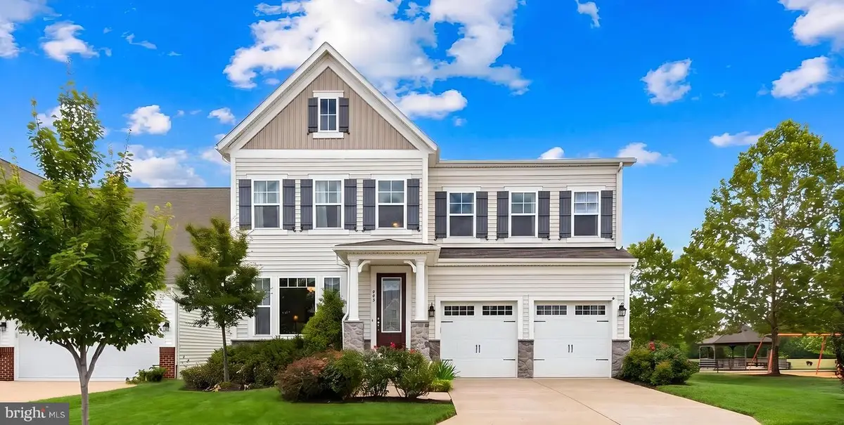 995 Aspen Rd, Stafford, VA 22554 - #1