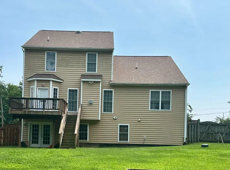 1015 Julian Dr, Fredericksburg, VA 22405 - #2