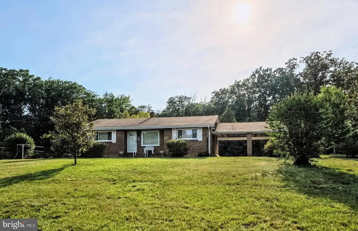 168 Greenbank Rd, Fredericksburg, VA 22406 - #1